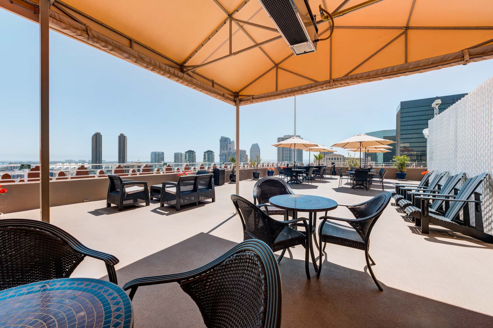 A spacious patio deck at VRI's Gaslamp Plaza Suites in San Diego, California.